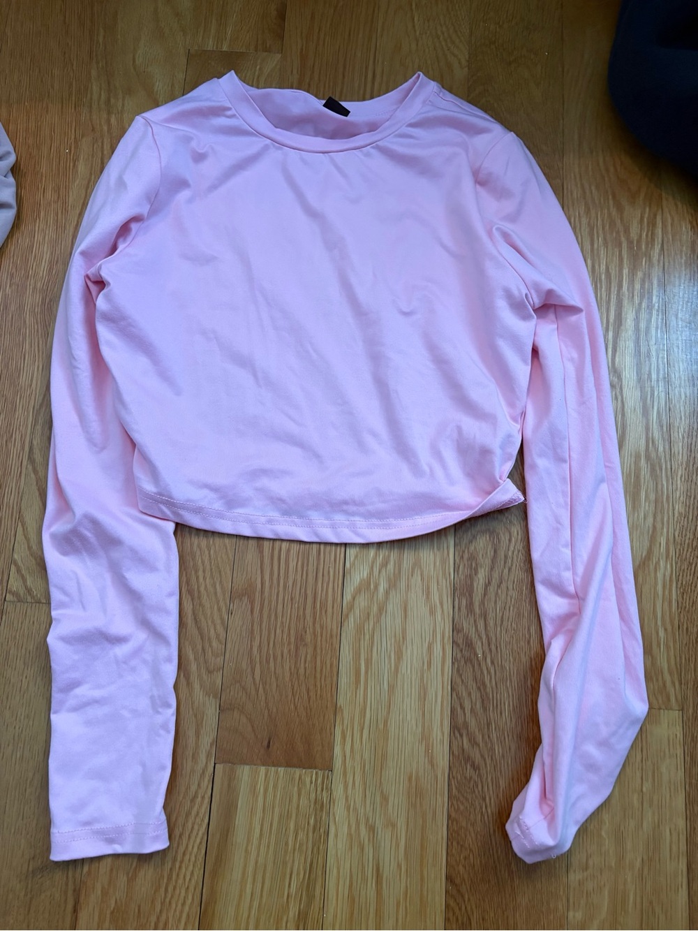 Women’s Pink Long Sleeve Crop Top